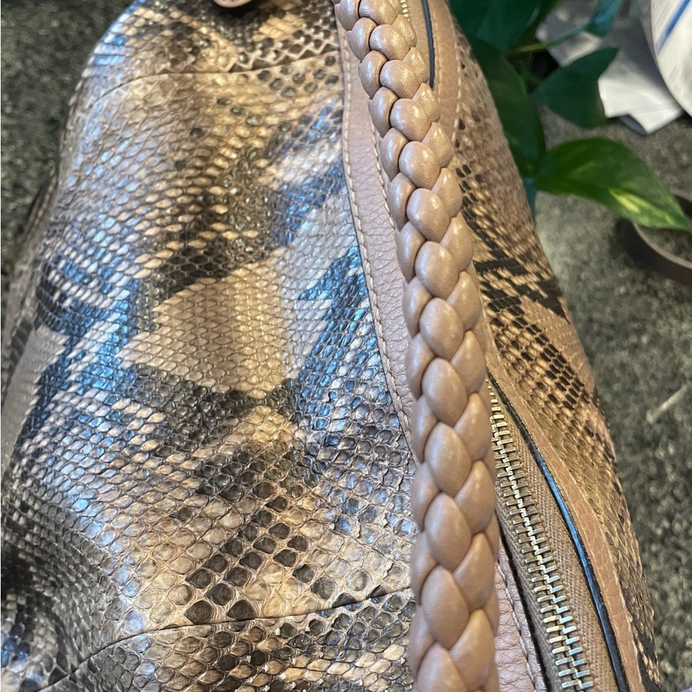 Gucci Bella python hobo - Picture 5 of 8
